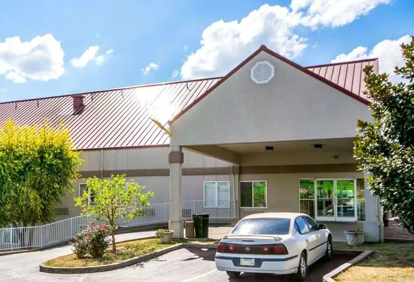 ホテル Quality Inn & Suites