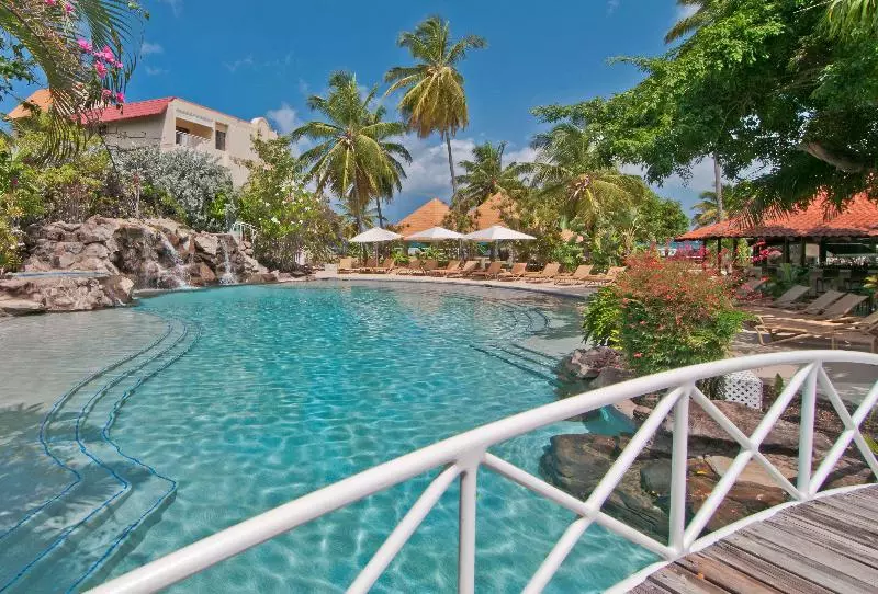 هتل Radisson Grenada Beach Resort