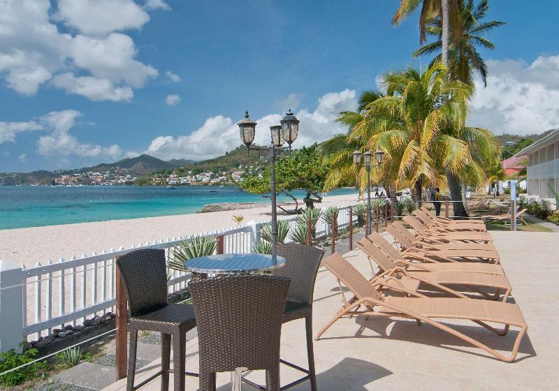 هتل Radisson Grenada Beach Resort