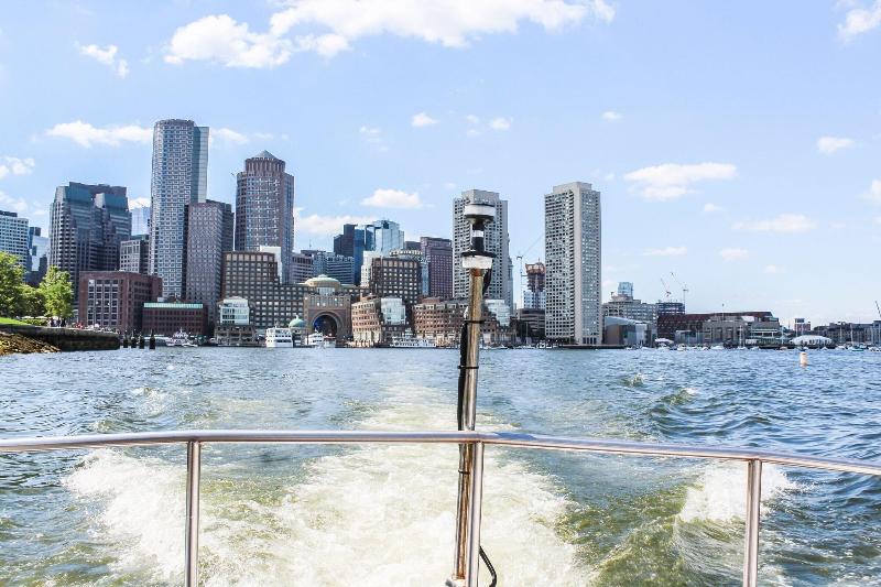 فندق Renaissance Boston Seaport