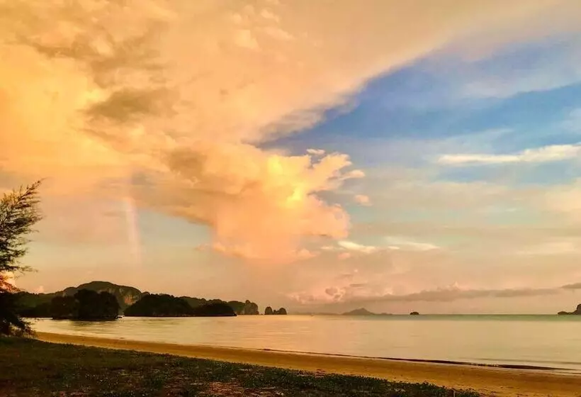 ホテル Sand Beach Bungalow