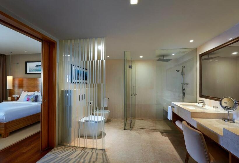 호텔 The Taaras Beach & Spa Resort