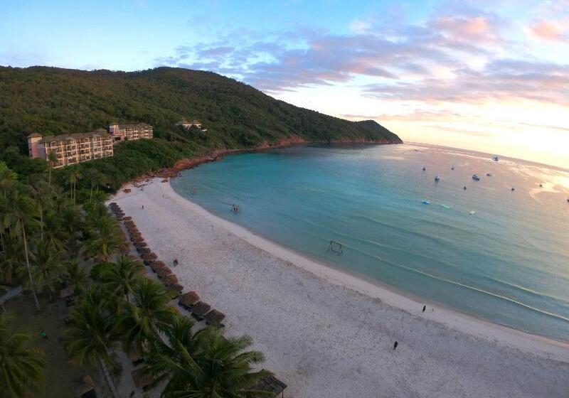 호텔 The Taaras Beach & Spa Resort