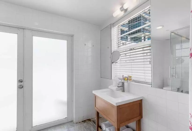 Townhouse Hotel, BW Signature Collection