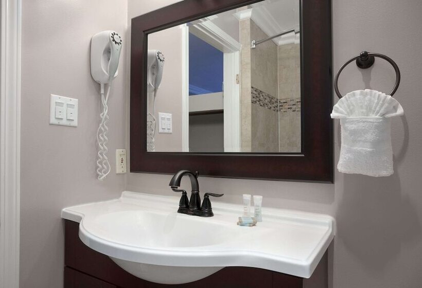 בית מלון כפרי Travelodge By Wyndham Santa Maria