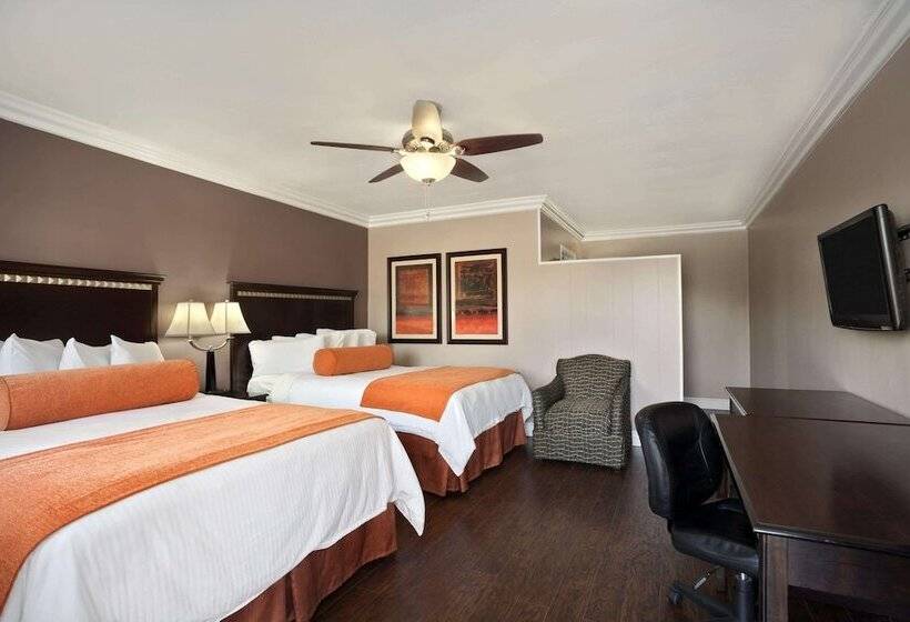 בית מלון כפרי Travelodge By Wyndham Santa Maria