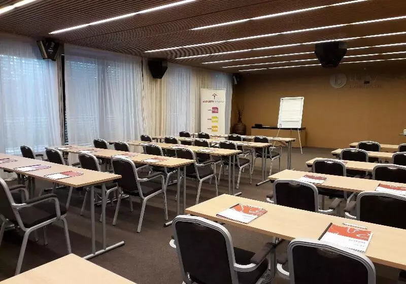 Lucky Bansko Aparthotel Spa & Relax