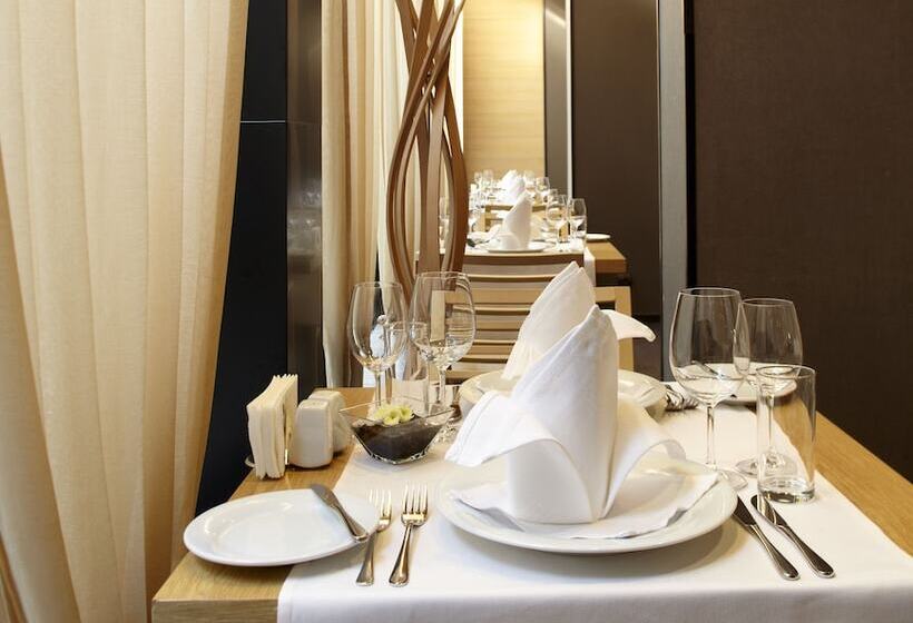 Lucky Bansko Aparthotel Spa & Relax