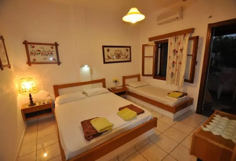 پانسیون Villa Mata