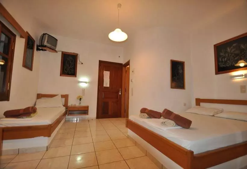 پانسیون Villa Mata