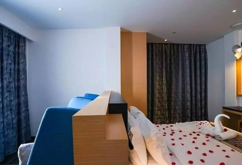 Hotelli Tsr Seafront