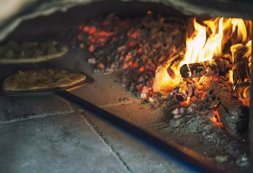 Hotelli Agriturismo Biologico Diacceroni