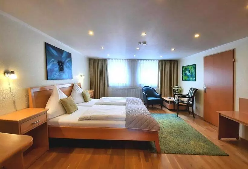 Hotelli Vier Spitzen