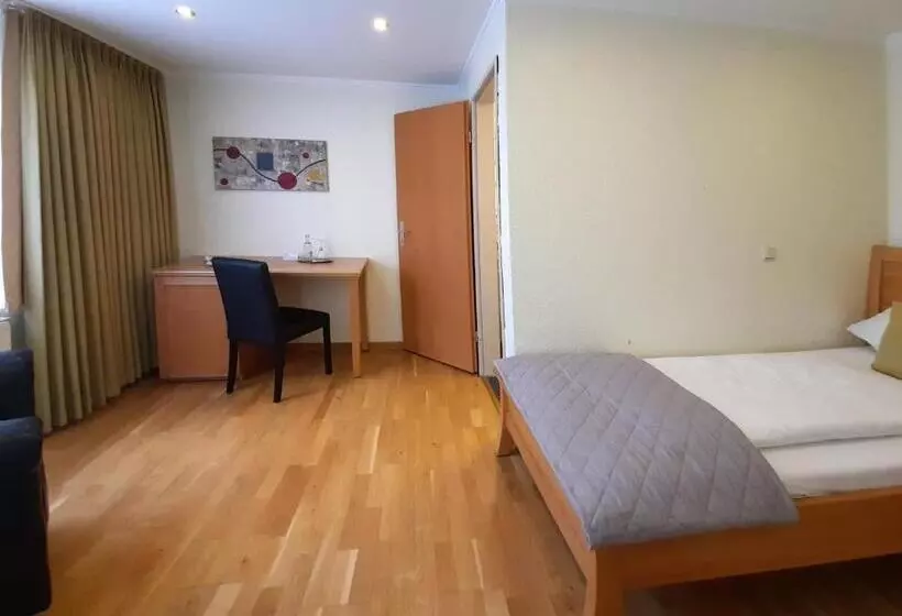 Hotelli Vier Spitzen