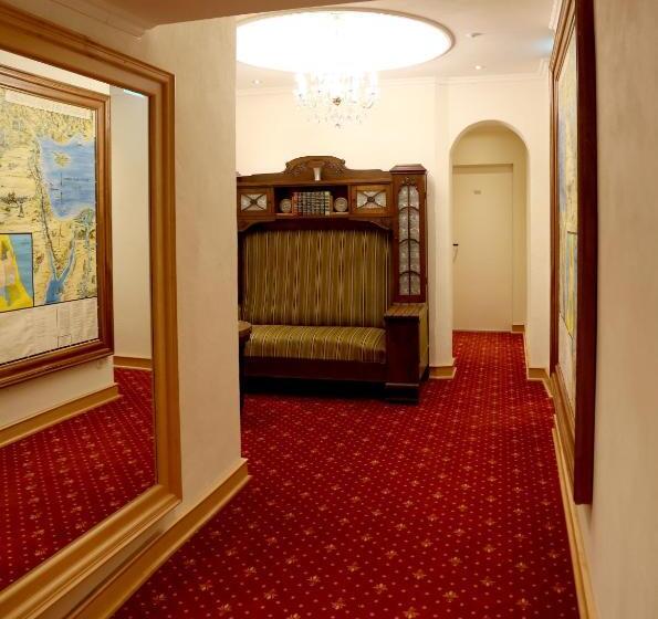 Отель Vier Spitzen