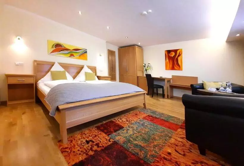 Hotelli Vier Spitzen