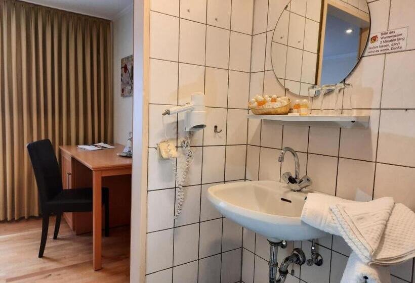 Отель Vier Spitzen