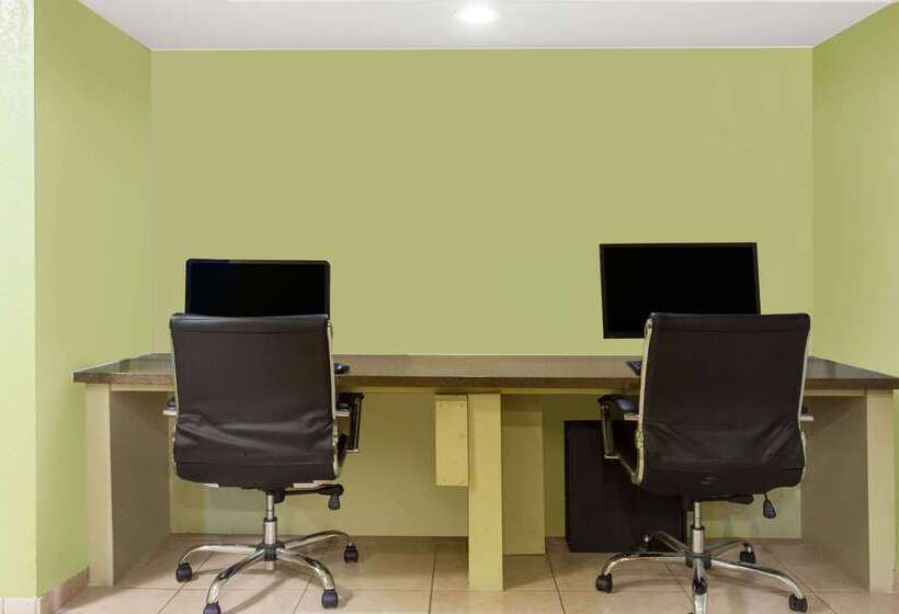 Отель Days Inn By Wyndham San Jose Airport