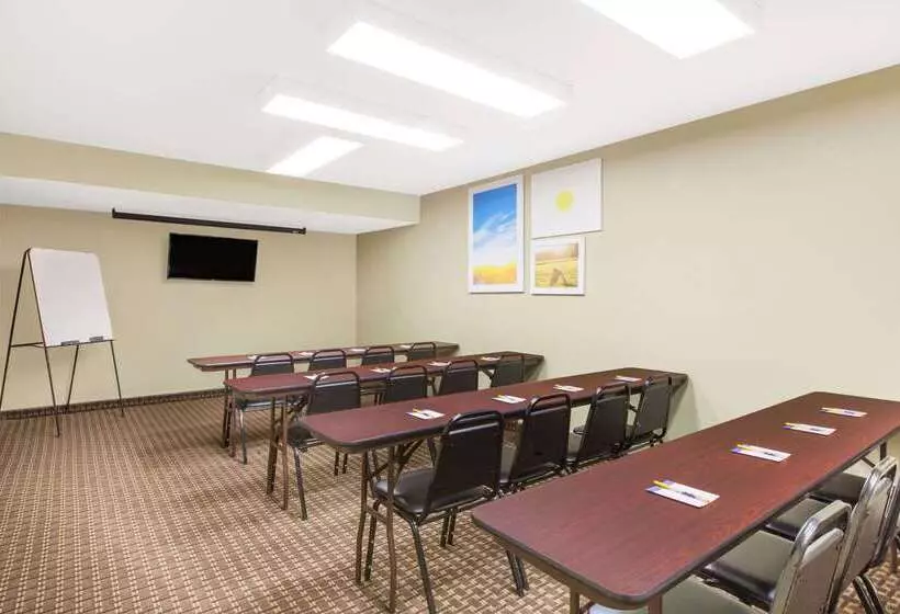 酒店 Days Inn By Wyndham San Jose Airport