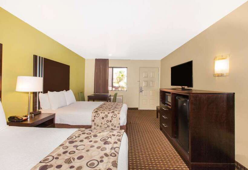 Отель Days Inn By Wyndham San Jose Airport