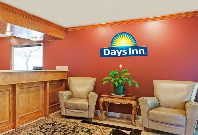 酒店 Days Inn & Suites By Wyndham Monroe