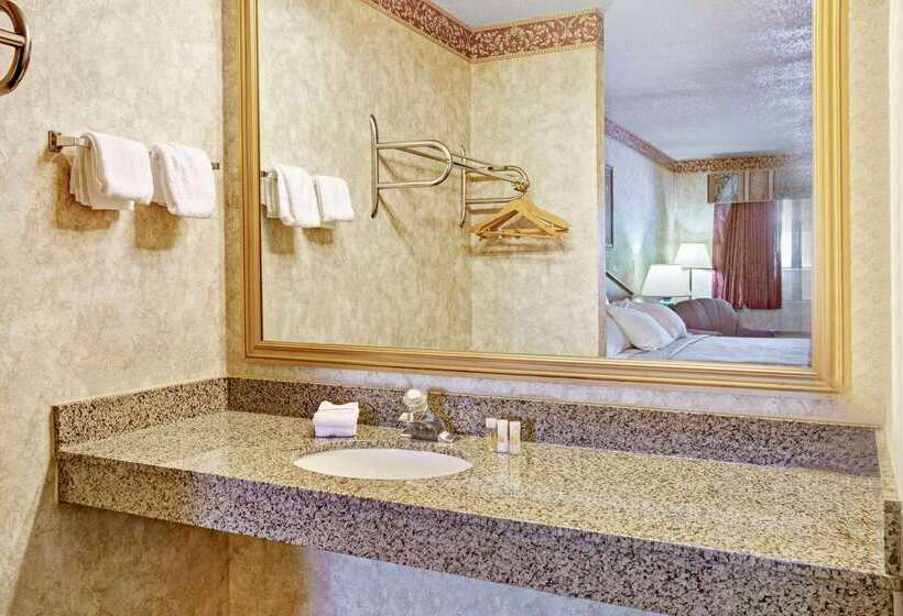 酒店 Days Inn & Suites By Wyndham Monroe