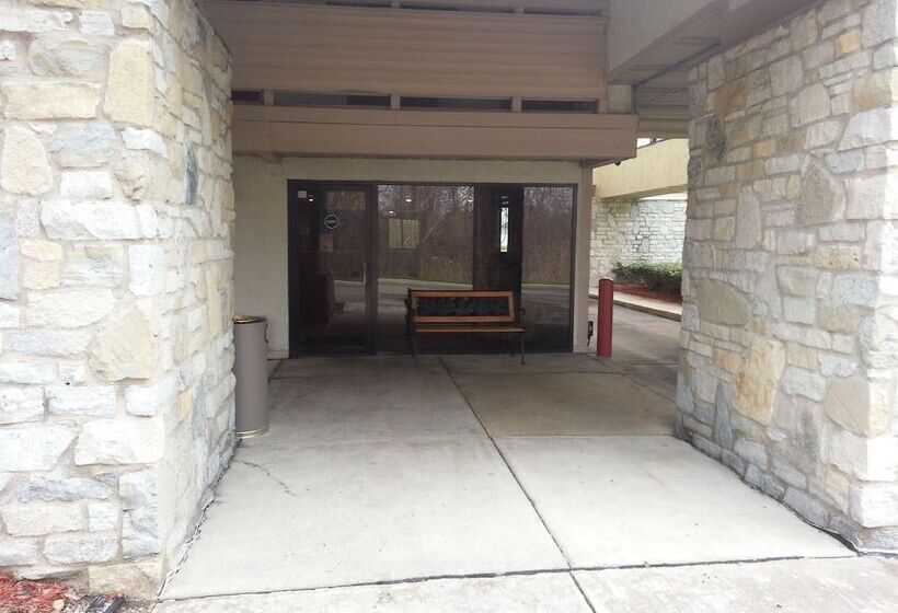 酒店 Days Inn & Suites By Wyndham Monroe