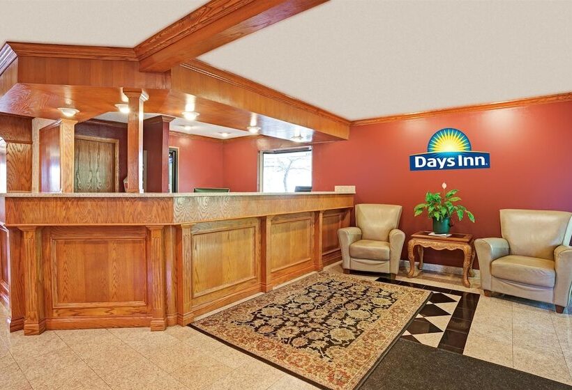 酒店 Days Inn & Suites By Wyndham Monroe