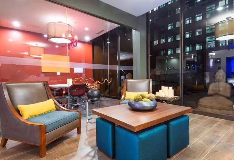 酒店 Fairfield Inn & Suites By Marriott Charlotte Uptown