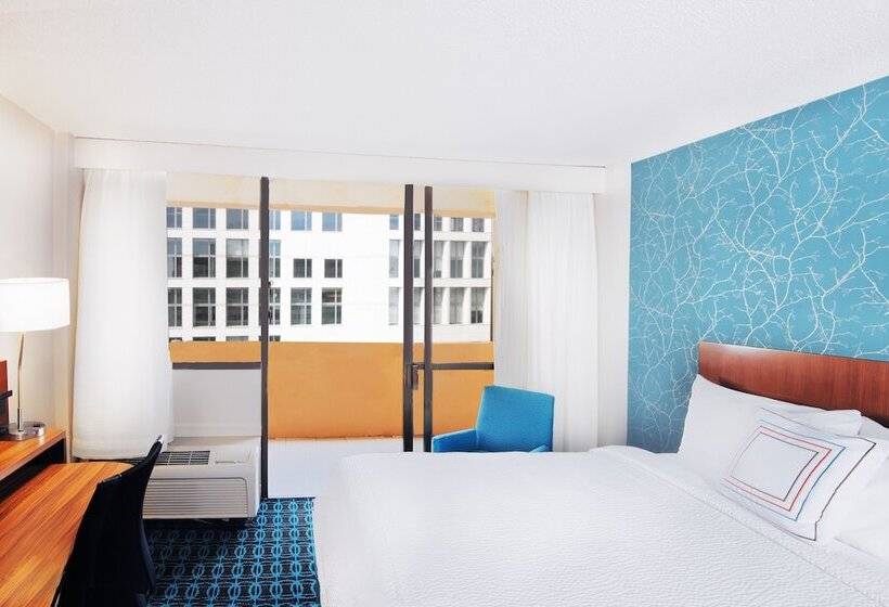 هتل Fairfield Inn & Suites By Marriott Charlotte Uptown
