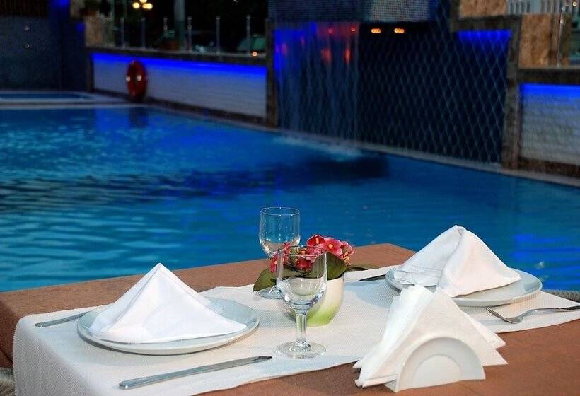 Отель Hatipoglu Beach