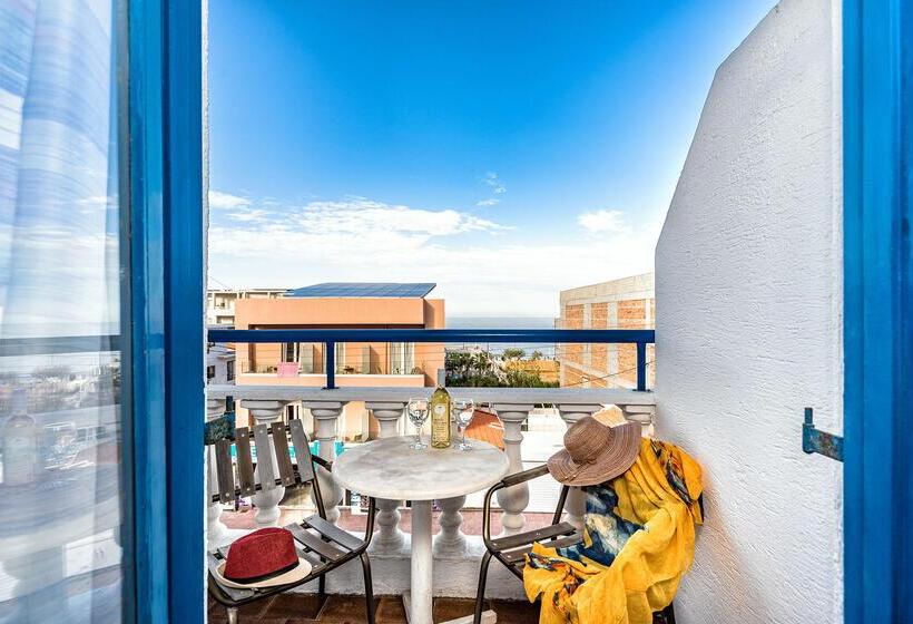 בית מלון כפרי Iro