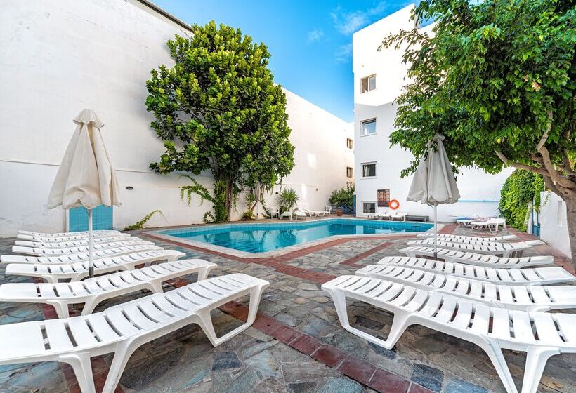 בית מלון כפרי Iro