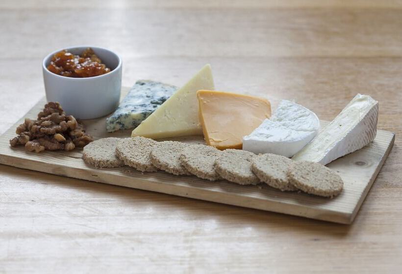 فندق Nether Abbey