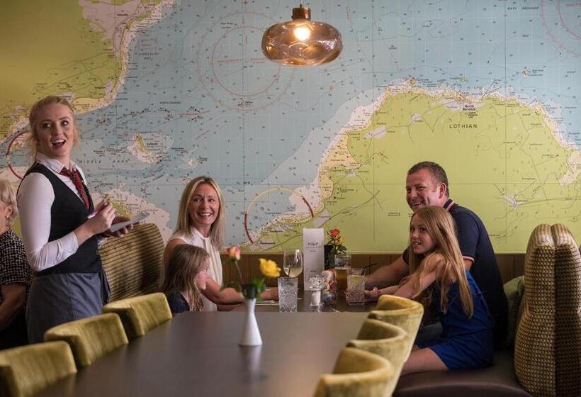 فندق Nether Abbey