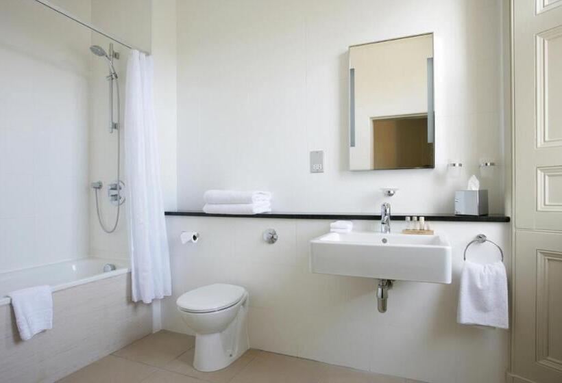 فندق Nether Abbey