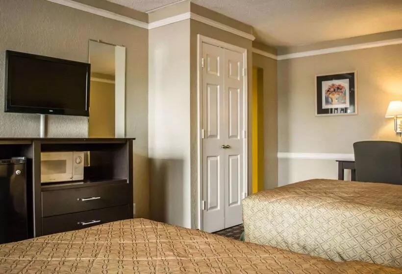 酒店 Rodeway Inn Near Ybor City  Casino