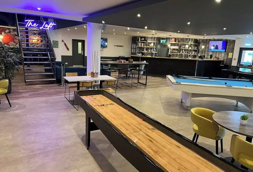 酒店 The Willows Training Centre