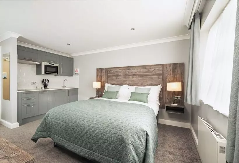 酒店 The Willows Training Centre