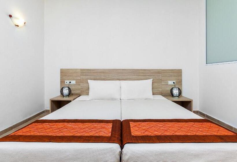 בית מלון כפרי Xenios Possidi Paradise