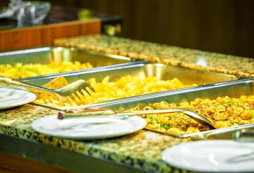 בית מלון כפרי Xenios Possidi Paradise