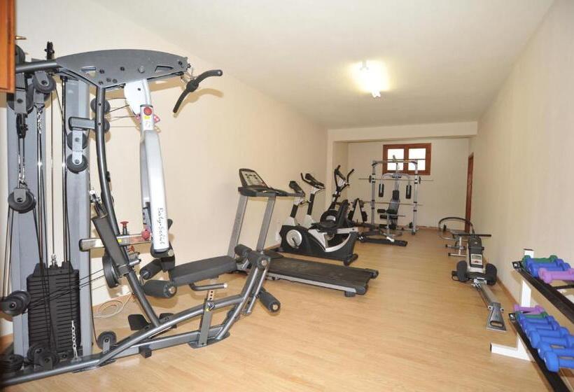 בית מלון כפרי Xenios Possidi Paradise