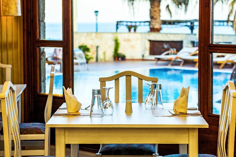 בית מלון כפרי Xenios Possidi Paradise