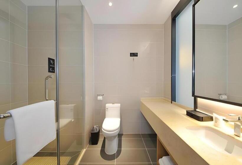 בית מלון כפרי City Comfort Inn Chengdu Wenjiang University Town Fengxi River Metro Station