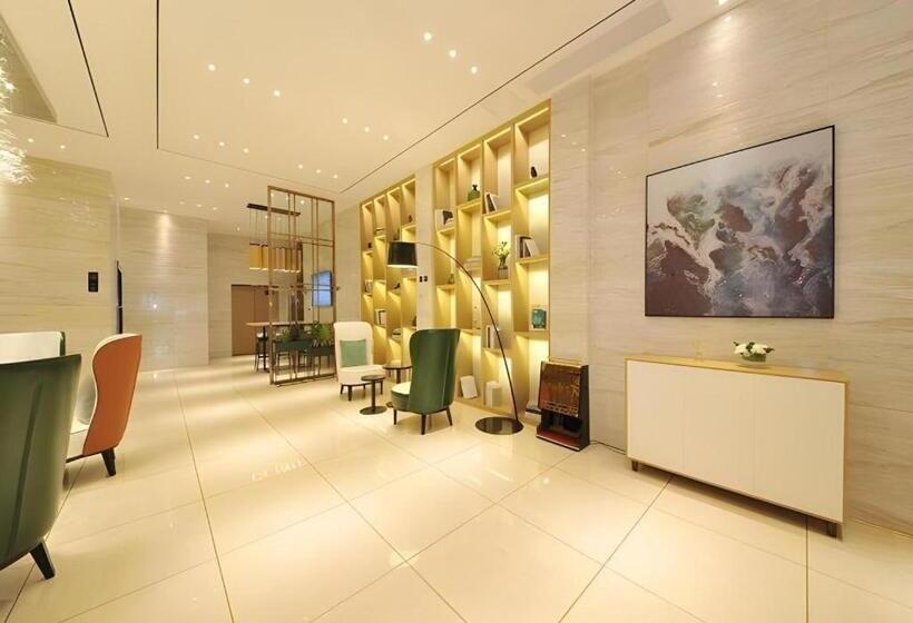 בית מלון כפרי City Comfort Inn Chengdu Wenjiang University Town Fengxi River Metro Station