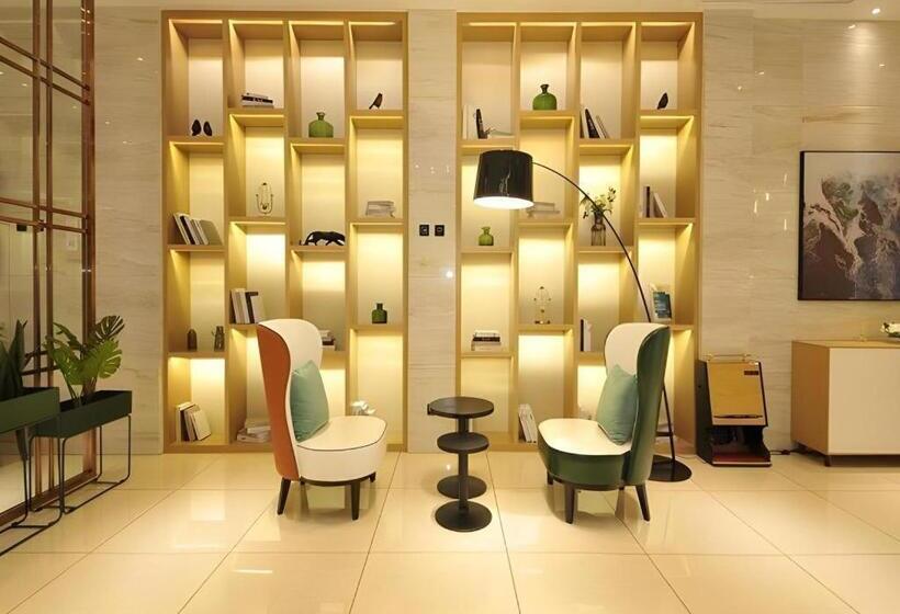 בית מלון כפרי City Comfort Inn Chengdu Wenjiang University Town Fengxi River Metro Station