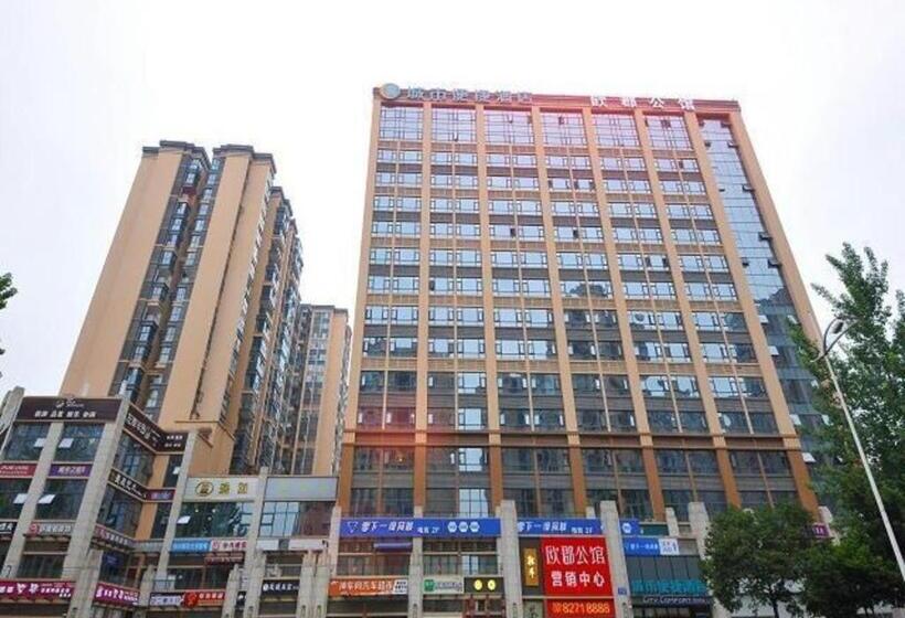 בית מלון כפרי City Comfort Inn Chengdu Wenjiang University Town Fengxi River Metro Station