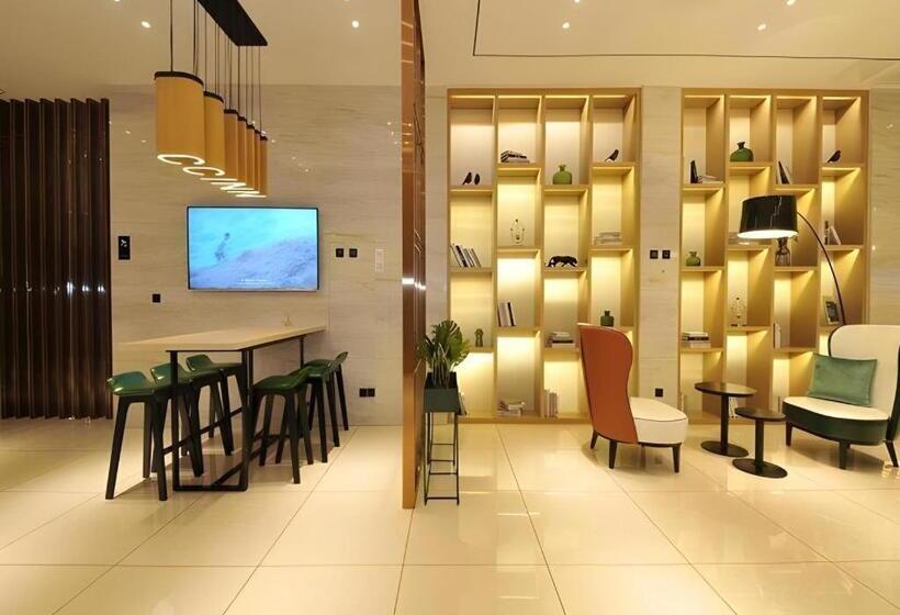 בית מלון כפרי City Comfort Inn Chengdu Wenjiang University Town Fengxi River Metro Station