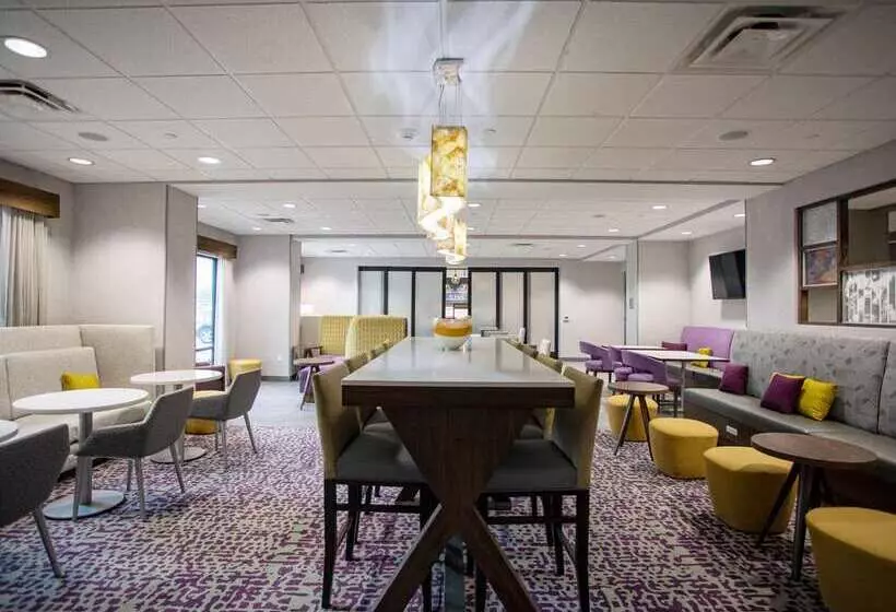 Hotelli Hampton Inn Lexington Tn