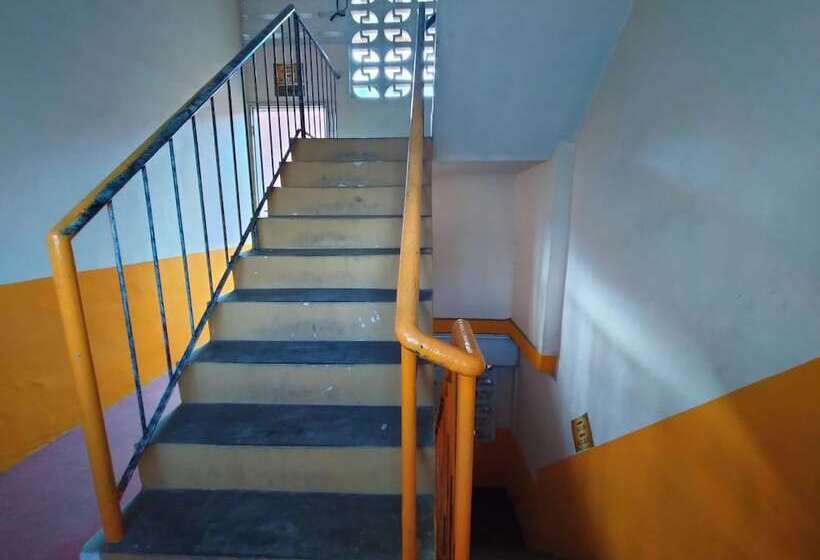 Hotell Spot On 89994 Rz Gold